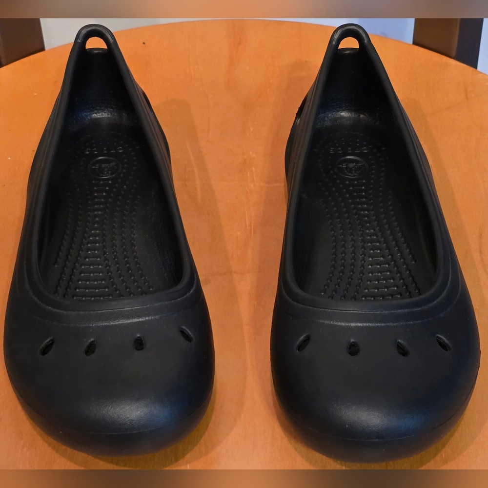 Crocs Kadee Flats Big Girls Size J5 Or Women's Size 7 Black